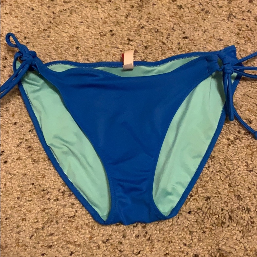Victoria’s Secret tie side bikini bottoms
